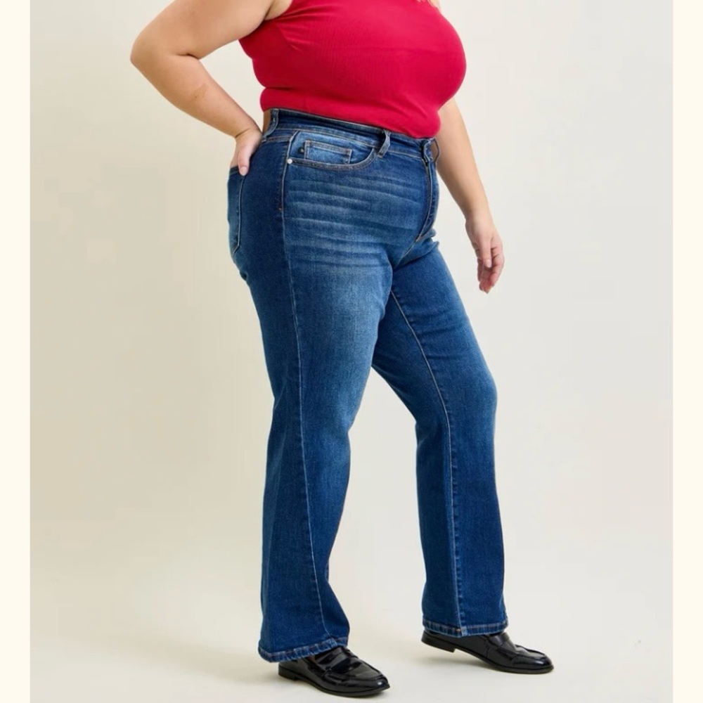 Judy Blue Dark Blue Straight Fit Mid Rise Side Seam Denim Jeans Size 22W - NEW